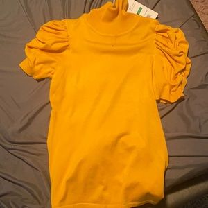Mustard yellow top
